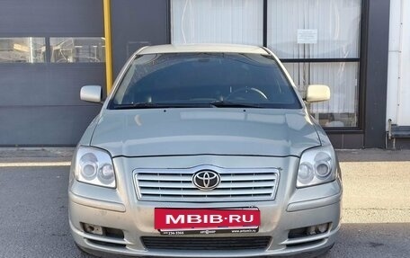 Toyota Avensis III рестайлинг, 2004 год, 550 000 рублей, 2 фотография