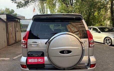 Toyota Land Cruiser Prado 120 рестайлинг, 2005 год, 1 730 000 рублей, 4 фотография