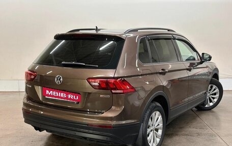 Volkswagen Tiguan II, 2020 год, 2 567 000 рублей, 2 фотография