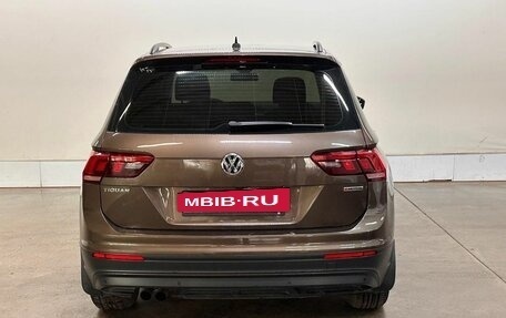 Volkswagen Tiguan II, 2020 год, 2 567 000 рублей, 3 фотография