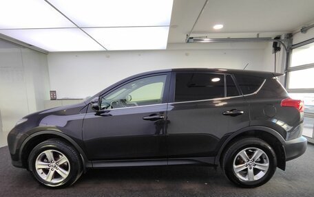 Toyota RAV4, 2015 год, 1 849 000 рублей, 10 фотография