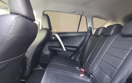 Toyota RAV4, 2015 год, 1 849 000 рублей, 15 фотография