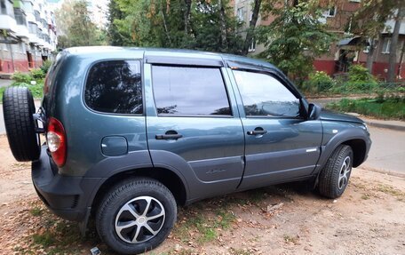 Chevrolet Niva I рестайлинг, 2013 год, 730 000 рублей, 1 фотография