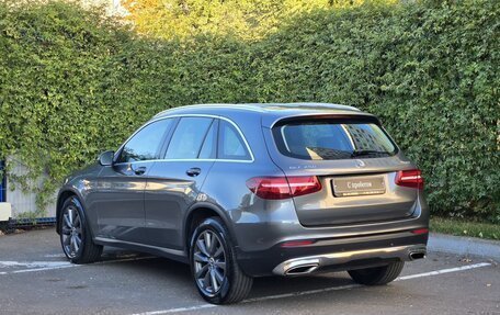 Mercedes-Benz GLC, 2017 год, 1 900 000 рублей, 4 фотография