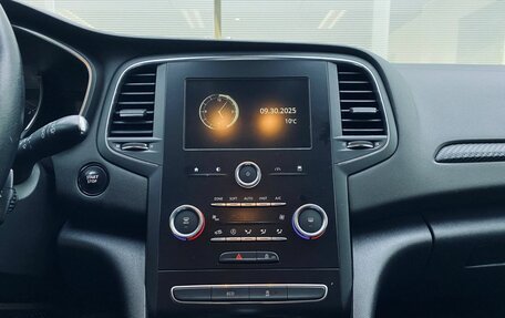 Renault Megane IV, 2019 год, 1 299 000 рублей, 18 фотография