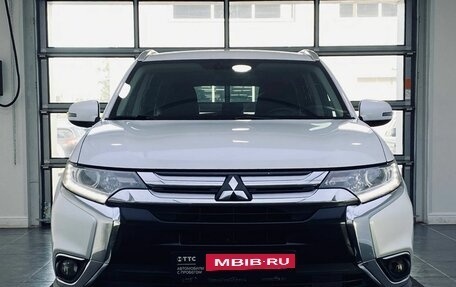 Mitsubishi Outlander III рестайлинг 3, 2016 год, 1 649 000 рублей, 2 фотография