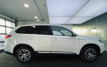 Mitsubishi Outlander III рестайлинг 3, 2016 год, 1 649 000 рублей, 5 фотография