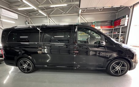 Mercedes-Benz V-Класс, 2025 год, 14 777 000 рублей, 6 фотография