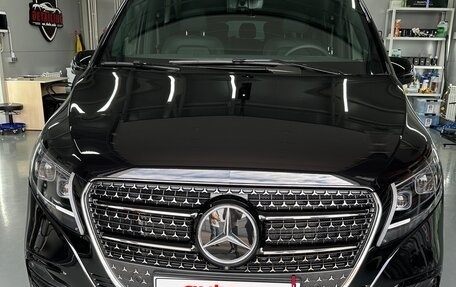 Mercedes-Benz V-Класс, 2025 год, 14 777 000 рублей, 2 фотография