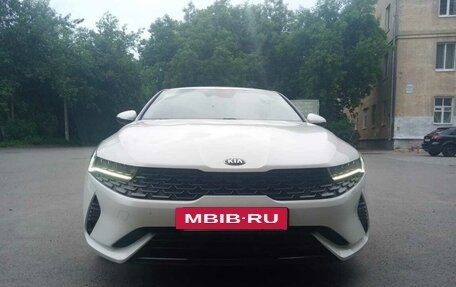 KIA K5, 2020 год, 2 350 000 рублей, 9 фотография