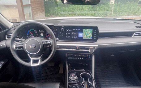 KIA K5, 2020 год, 2 350 000 рублей, 27 фотография