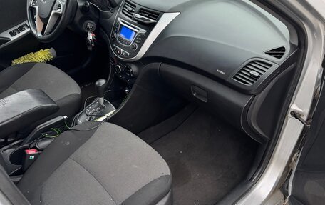 Hyundai Solaris II рестайлинг, 2014 год, 840 000 рублей, 6 фотография