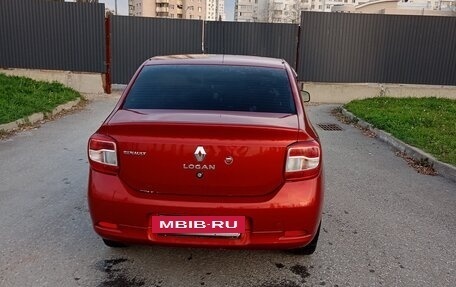 Renault Logan II, 2017 год, 600 000 рублей, 4 фотография