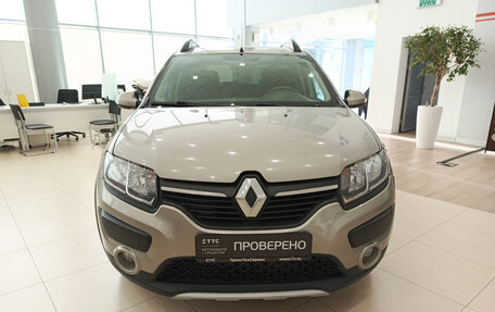 Renault Sandero II рестайлинг, 2015 год, 855 000 рублей, 2 фотография