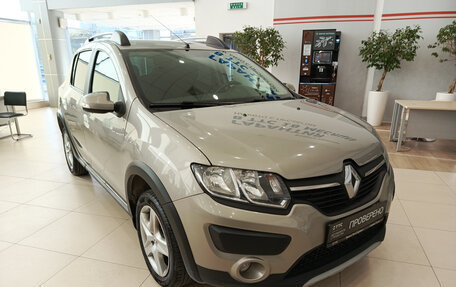 Renault Sandero II рестайлинг, 2015 год, 855 000 рублей, 3 фотография