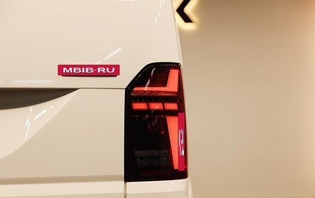 Volkswagen Multivan T6 рестайлинг, 2019 год, 5 400 000 рублей, 25 фотография