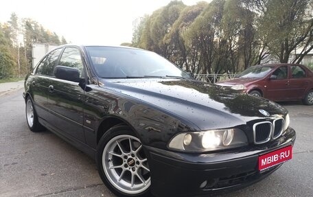 BMW 5 серия, 2000 год, 690 000 рублей, 1 фотография