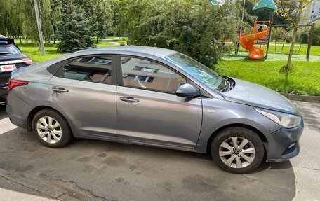 Hyundai Solaris II рестайлинг, 2018 год, 729 000 рублей, 2 фотография