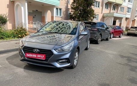 Hyundai Solaris II рестайлинг, 2018 год, 729 000 рублей, 3 фотография
