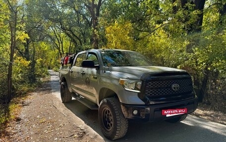 Toyota Tundra II, 2018 год, 3 020 000 рублей, 7 фотография