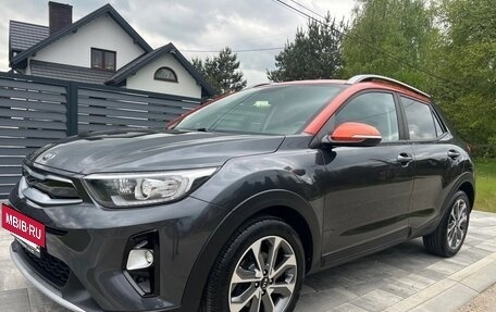 KIA Stonic, 2018 год, 1 365 000 рублей, 7 фотография