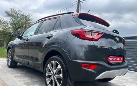 KIA Stonic, 2018 год, 1 365 000 рублей, 12 фотография