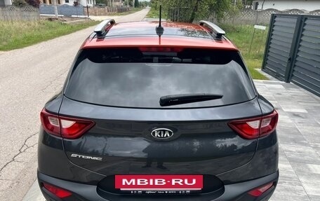 KIA Stonic, 2018 год, 1 365 000 рублей, 11 фотография