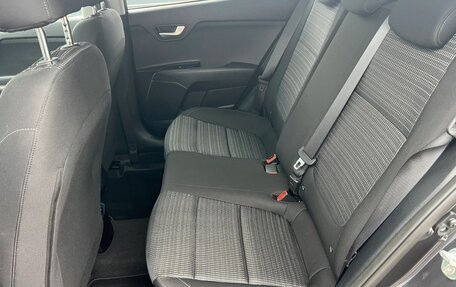 KIA Stonic, 2018 год, 1 365 000 рублей, 22 фотография