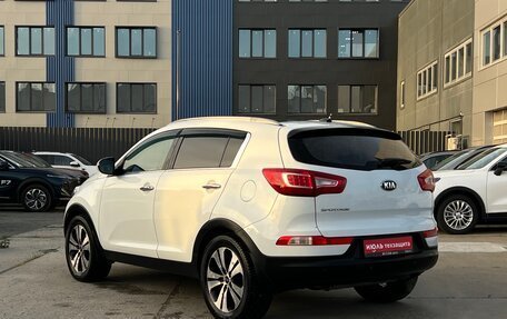 KIA Sportage III, 2011 год, 1 000 000 рублей, 2 фотография
