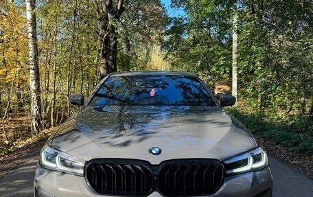 BMW 5 серия, 2021 год, 5 600 000 рублей, 1 фотография