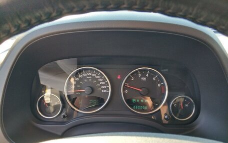 Jeep Liberty (Patriot), 2010 год, 840 000 рублей, 11 фотография