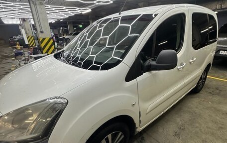 Peugeot Partner II рестайлинг 2, 2016 год, 835 000 рублей, 7 фотография