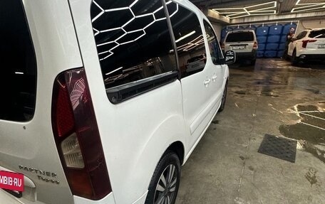 Peugeot Partner II рестайлинг 2, 2016 год, 835 000 рублей, 5 фотография