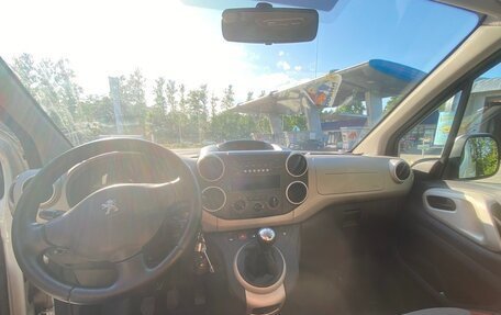 Peugeot Partner II рестайлинг 2, 2016 год, 835 000 рублей, 11 фотография