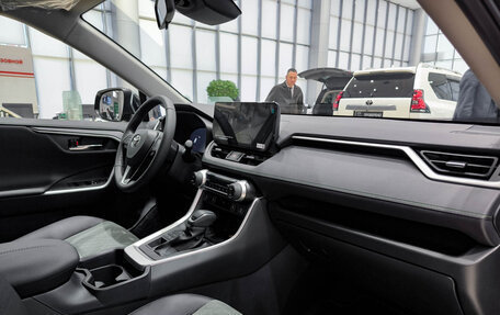 Toyota RAV4, 2025 год, 4 095 000 рублей, 15 фотография