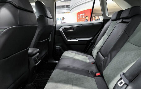 Toyota RAV4, 2025 год, 4 095 000 рублей, 16 фотография