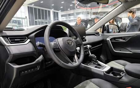 Toyota RAV4, 2025 год, 4 095 000 рублей, 20 фотография