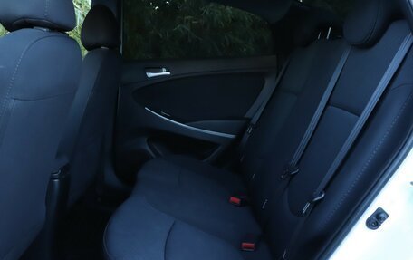 Hyundai Solaris II рестайлинг, 2015 год, 978 000 рублей, 10 фотография