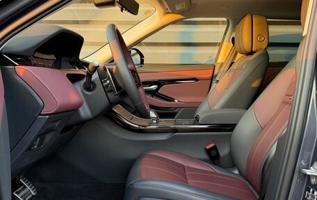 Land Rover Range Rover Evoque II, 2024 год, 8 440 000 рублей, 17 фотография