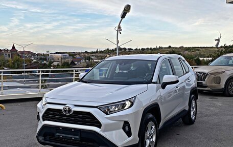 Toyota RAV4, 2025 год, 2 892 000 рублей, 1 фотография