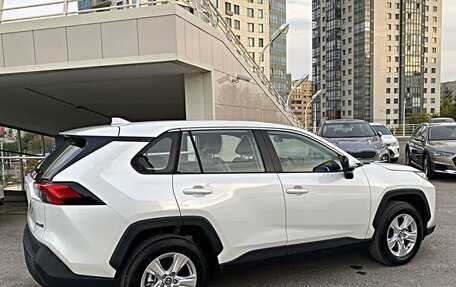 Toyota RAV4, 2025 год, 2 892 000 рублей, 10 фотография