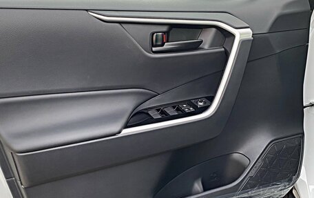 Toyota RAV4, 2025 год, 2 892 000 рублей, 28 фотография
