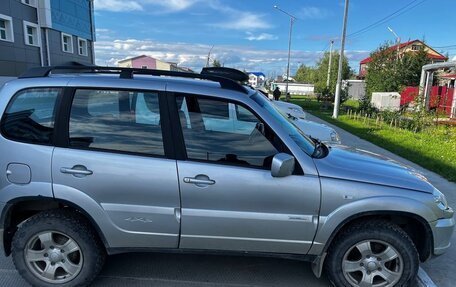Chevrolet Niva I рестайлинг, 2011 год, 510 000 рублей, 4 фотография
