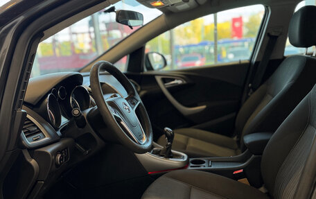 Opel Astra J, 2011 год, 633 000 рублей, 11 фотография