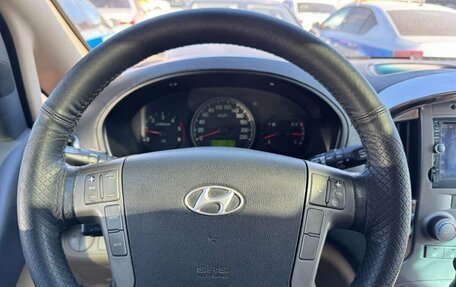 Hyundai Grand Starex Grand Starex I рестайлинг 2, 2010 год, 1 090 000 рублей, 10 фотография