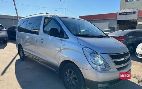 Hyundai Grand Starex Grand Starex I рестайлинг 2, 2010 год, 1 090 000 рублей, 3 фотография