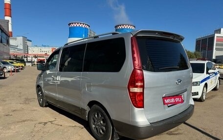 Hyundai Grand Starex Grand Starex I рестайлинг 2, 2010 год, 1 090 000 рублей, 8 фотография