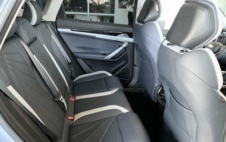 Geely Atlas, 2024 год, 3 917 190 рублей, 13 фотография