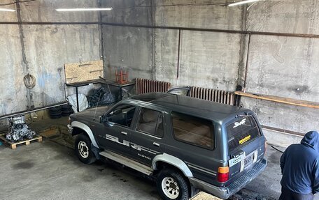 Toyota Hilux Surf III рестайлинг, 1990 год, 370 000 рублей, 3 фотография