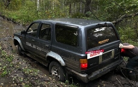 Toyota Hilux Surf III рестайлинг, 1990 год, 370 000 рублей, 4 фотография